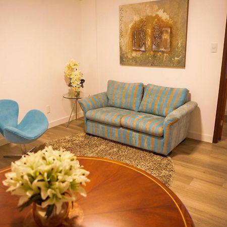 Hz Hotel Patos de Minas Eksteriør bilde
