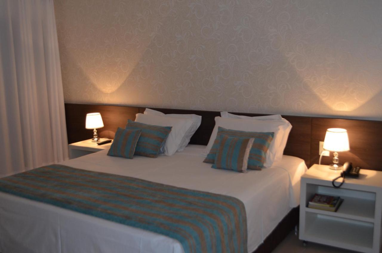 Hz Hotel Patos de Minas Eksteriør bilde